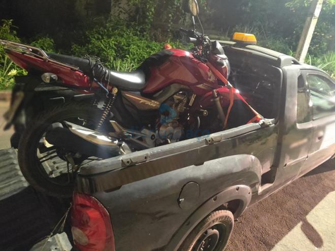 A moto roubada foi localizada pela Polícia Militar em Coronel Fabriciano depois de denúncia anônima