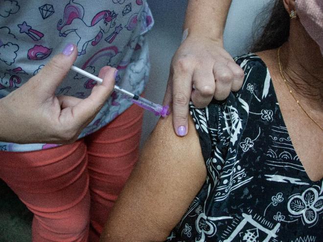 Os agentes de saúde já estão em contato com os munícipes cadastrados em cada área de referência para o agendamento de data e horário da imunização