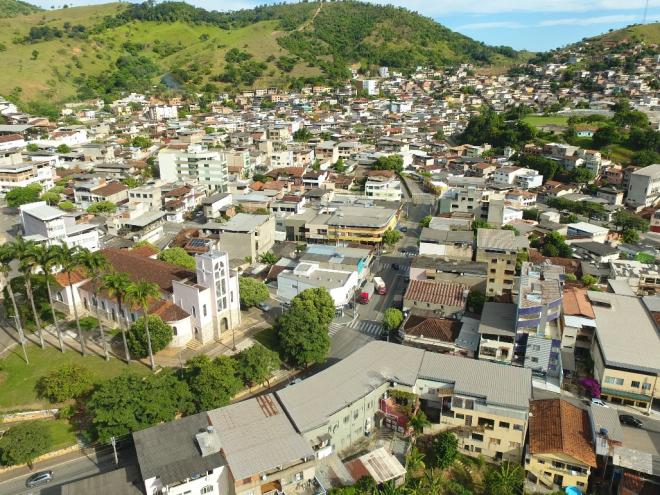 Bares devem funcionar com no máximo 30% da ocupação do espaço; aulas podem ser retomadas a partir do dia 3 de maio