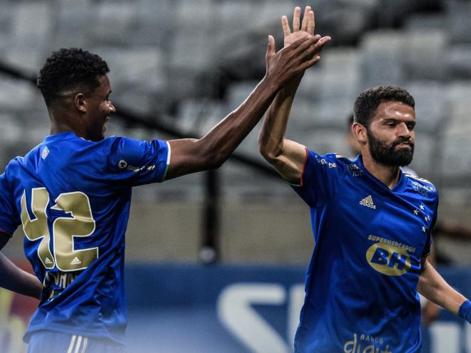 Cruzeiro se garantiu na fase mata-mata ao vencer o Patrocinense no domingo
