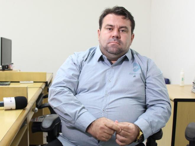 Juninho da Saúde está com sintomas leves da covid-19 e permanecerá em isolamento domiciliar nos próximos dias