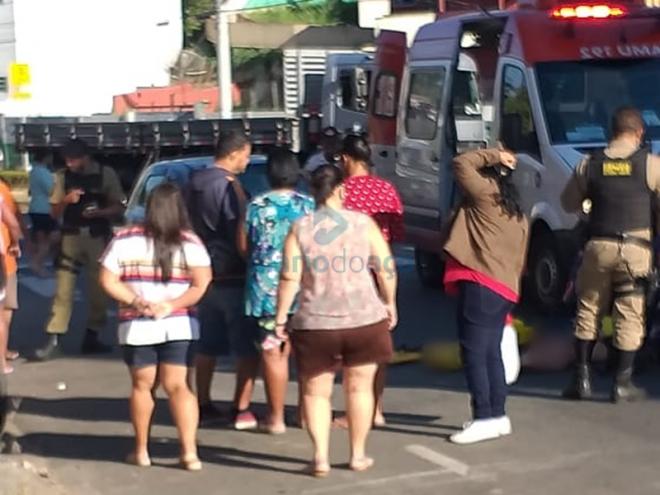A vitima do atropelamento foi atendida pelo Samu e logo em seguida encaminhada ao hospital