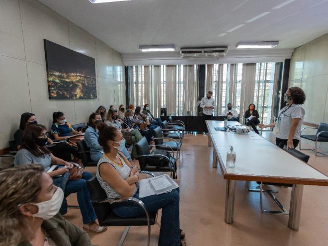 Na ocasião foi apresentado um gráfico com números apurados pelo Conselho Tutelar relativos a ocorrências atendidas no período de março de 2020 a março de 2021