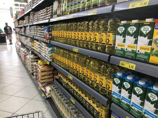 O índice da FAO mede as variações mensais de uma cesta de cereais, oleaginosas, laticínios, carnes e açúcar