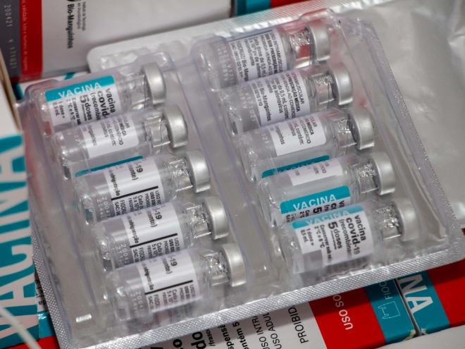 A vacina aplicada nos profissionais será a AstraZeneca
