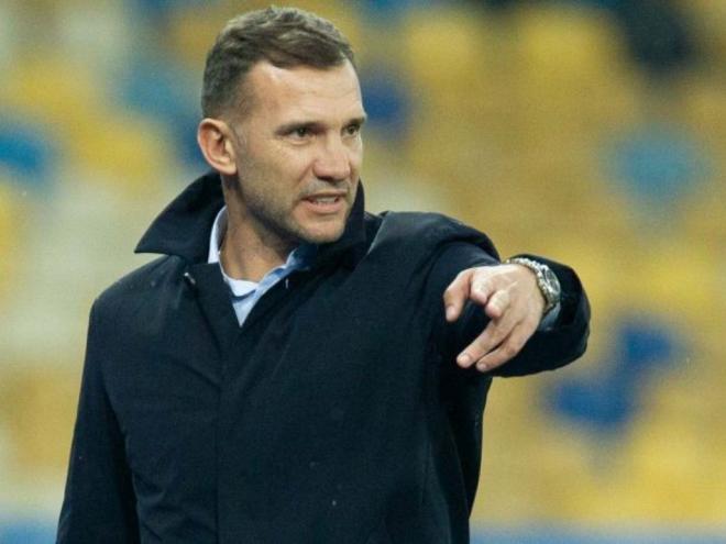 Ídolo nacional na Ucrânia, assumiu a responsabilidade de liderar a equipe nacional em um dos piores momentos do futebol ucraniano