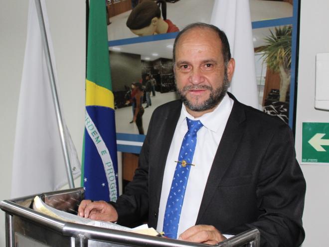 O presidente da Câmara de Fabriciano, Miltinho do Sacolão, convidou o palestrante do evento