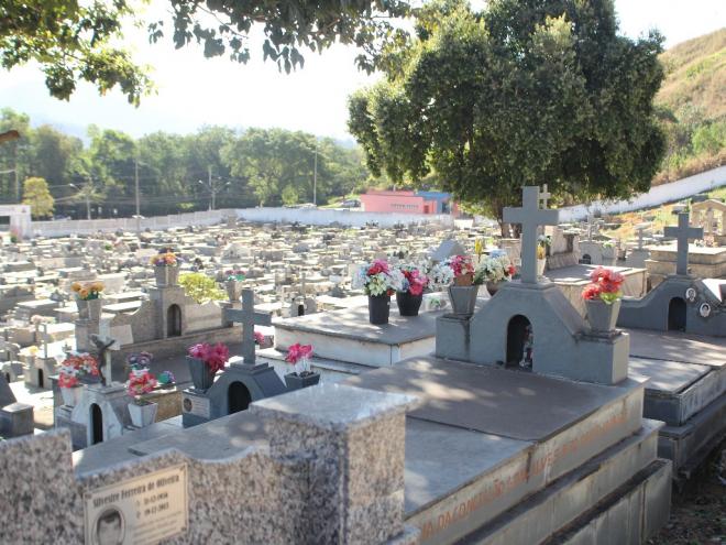 Brasil é o segundo país do mundo a atingir a marca de meio milhão de mortos