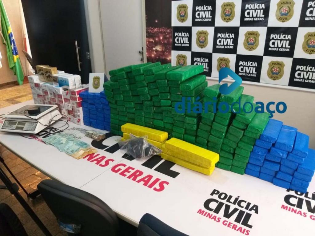 Carga de maconha tinha chegado a Ipatinga vinda de Belo Horizonte; apreensão na rua Amazonita mobilizou efetivo da PCMG 