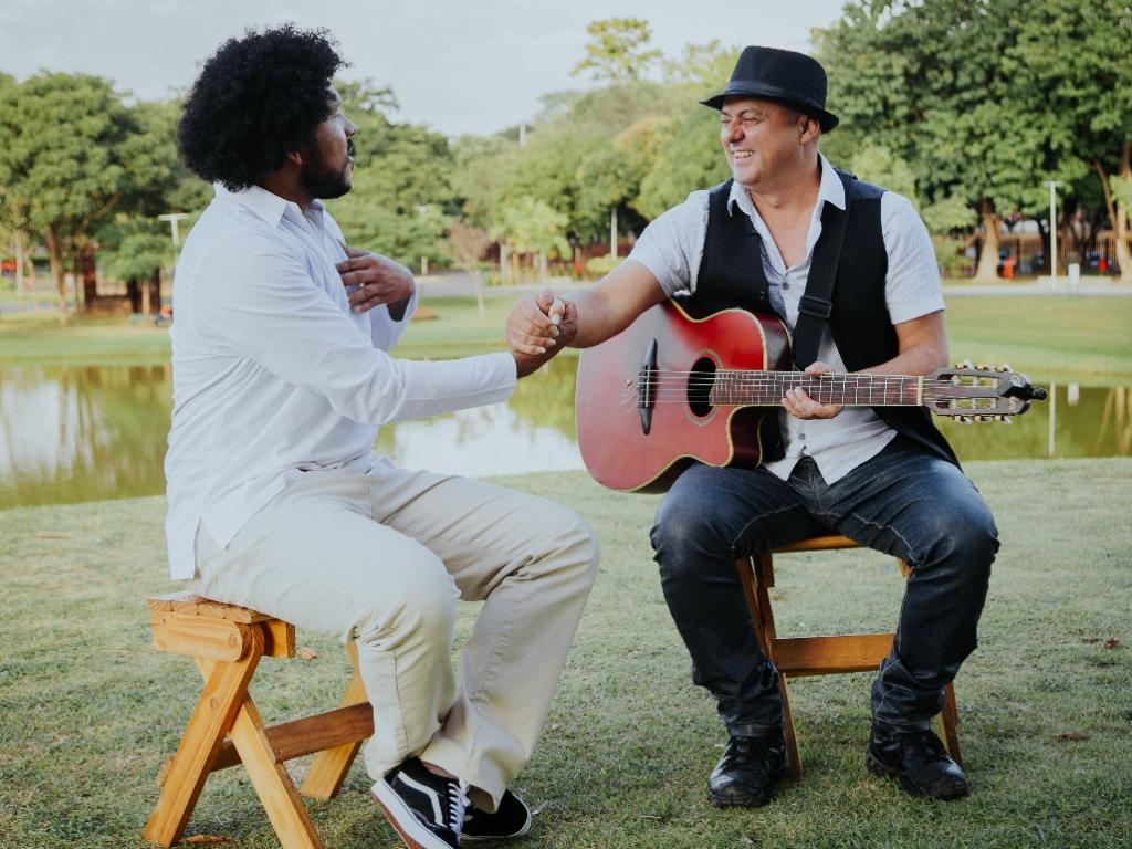 André e Adê se encontram para mostrar novas abordagens da dança e da música