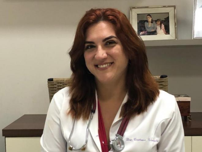 Cristiane Amaral Espíndola é médica ginecologista e obstetra