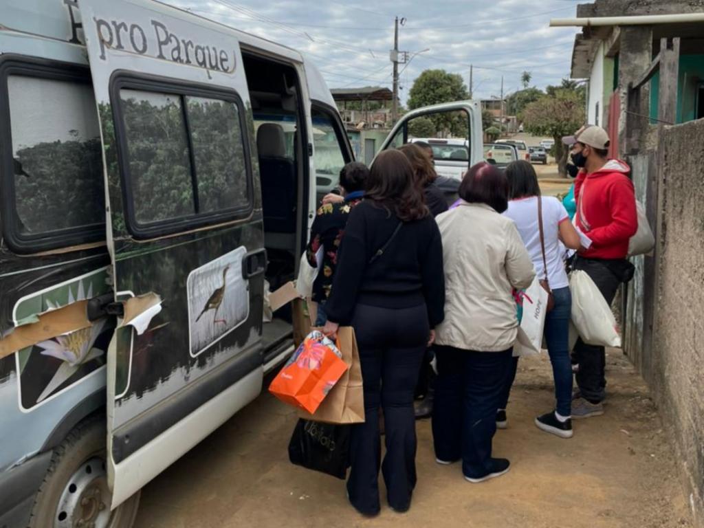 Ação social para entrega de agasalhos é desenvolvida nas comunidades do entorno do Parque Estadual do Rio Doce 