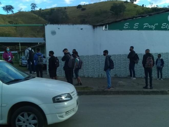Alunos já puderam retornar às escolas estaduais na microrregião de  Ipatinga, onde não houve impedimento por parte da prefeitura local  
