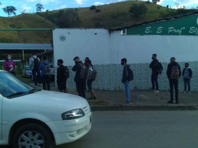 Alunos já puderam retornar às escolas estaduais na microrregião de  Ipatinga, onde não houve impedimento por parte da prefeitura local  