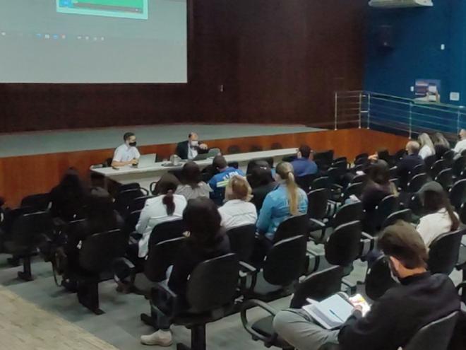 Profissionais foram orientados sobre a suspensão de serviços até o dia 25 de julho