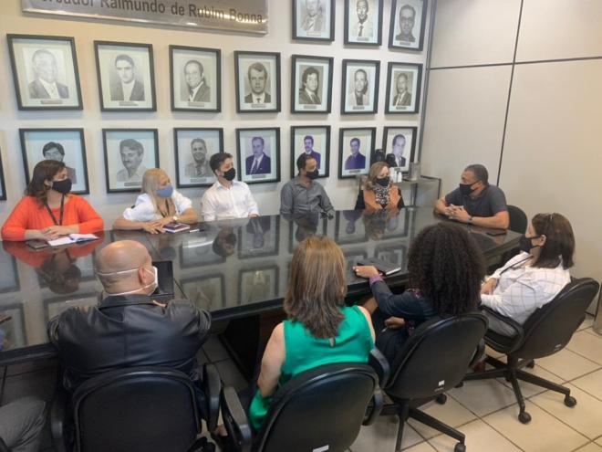 Presidente da Aciapi se reuniu com representantes do Sebrae, vereadores e membros da Escola do Legislativo da Câmara de Ipatinga