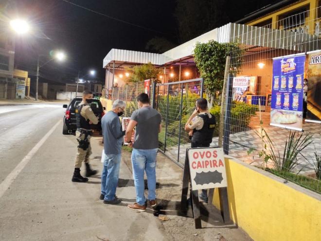 Proprietários foram notificados e orientados a diminuir o volume do som, sob pena de multa em caso de reincidência