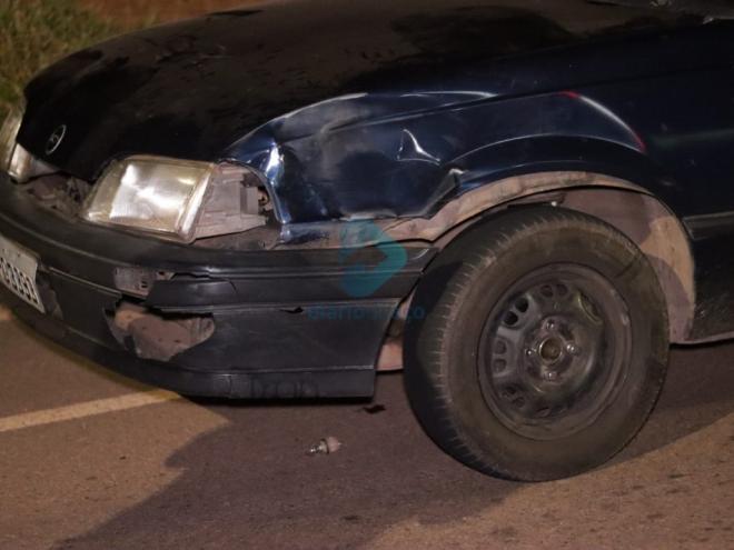 Motorista desse Chevrolet Monza foi o causador do acidente, conforme relatou testemunhas