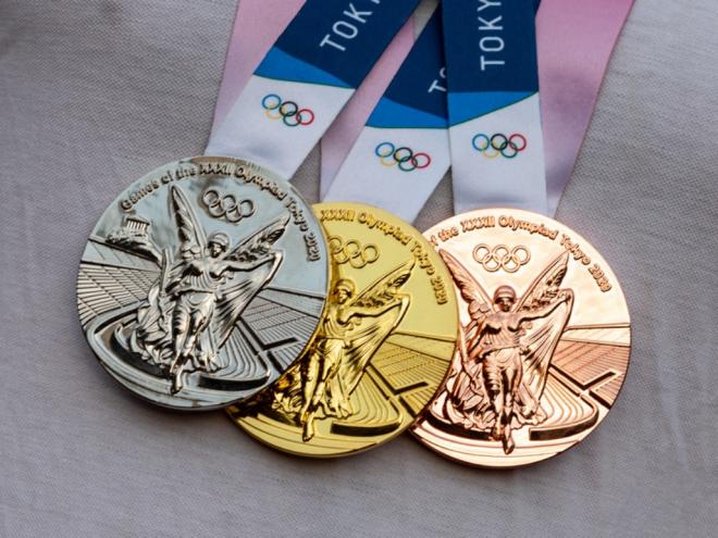 Até a manhã dessa segunda-feira (26), o Brasil ganhou uma medalha de bronze e duas de prata, uma delas no Skate Street, pela Rayssa Leal, de 13 anos 