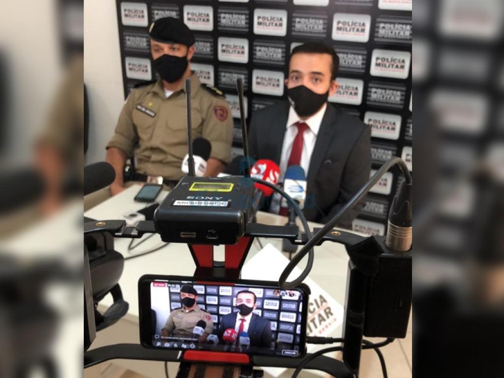 Tenente-coronel André Pedrosa e o promotor Juarez Serafim Leite Júnior apresentaram os resultados da operação