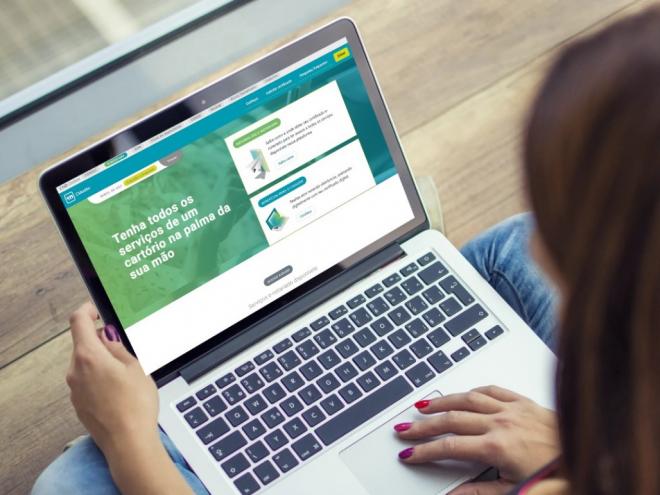 Documento digital pode ser feito de forma remota e assegura permissão de pais para que filhos viagem desacompanhados ou acompanhados de apenas um responsável