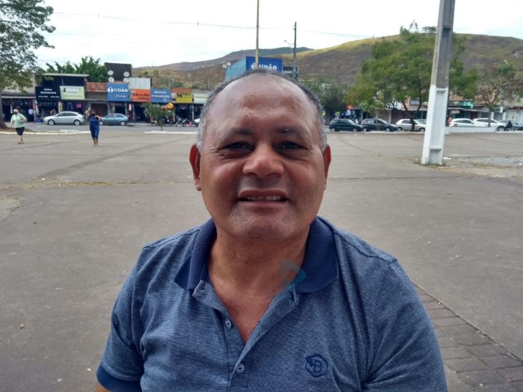 Adilson da Costa Miranda, 54 anos, encanador industrial Com certeza o voto eletrônico é mais confiável, não tem como se tornar uma roubalheira como tudo nesse país