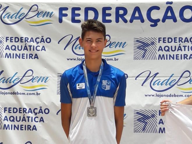 Formado na Usipa, Cauã Watanabe hoje treina no Minas Tênis Clube