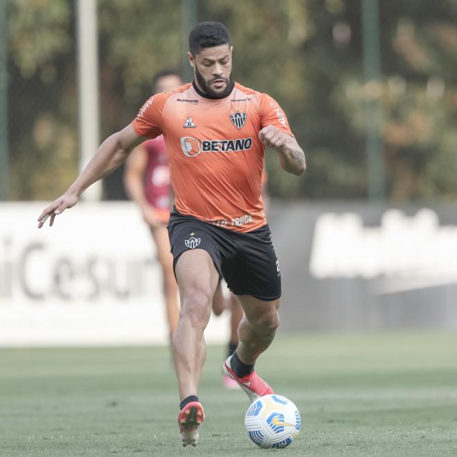 Depois de defender a seleção brasileira, Hulk está de volta ao Galo