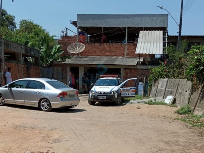Uma equipe da PM conduziu o homem preso em flagrante por maus tratos a animais