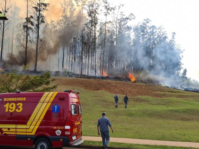 Inicialmente a informação dos Bombeiros falava em quatro vítimas, agora cita sete pessoas sem vida 