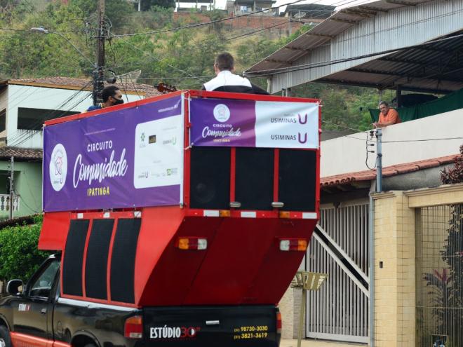 Mais uma edição do Circuito Comunidade leva música boa aos moradores
