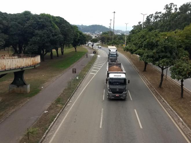 MP aumenta de 10% para 12,5% a tolerância para o excesso de peso por eixo de ônibus de passageiros e de caminhões de carga sem aplicação de penalidades