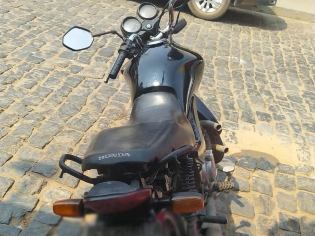 Motocicleta furtada em Poços é recuperada em Caconde – ONDA POÇOS