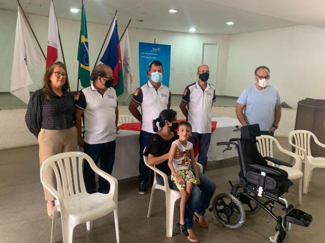 Inciativa particular da aposentada Sônia Carvalho foi abraçada por membros do Rotary  