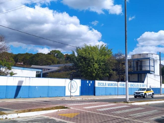 As escolas continuarão com a adoção dos protocolos de segurança sanitária necessários
