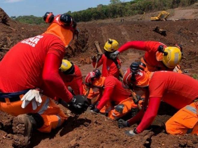 No dia 25 de agosto equipe do Corpo de Bombeiros Militar de Minas Gerais anunciou a descoberta de mais um corpo, depois identificado como sendo da funcionária da Vale, Juliana Creizimar de Resende Silva