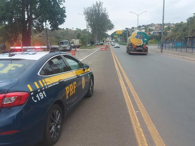 Policiamento foi reforçado nas rodovias federais desde esta sexta-feira 