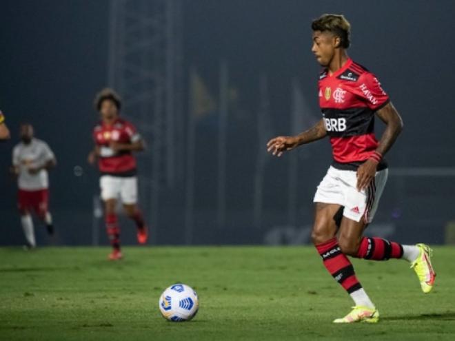 Bruno Henrique é mais um na lista de desfalques do Flamengo