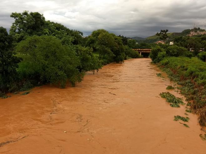 Texto altera o Código Florestal para a regularização de edifícios às margens de rios, lagos e lagoas em áreas urbanas