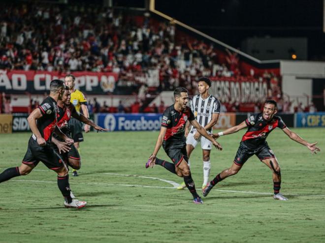 Galo mantém a liderança folgada da competição com 56 pontos