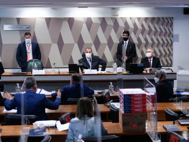 Na lista, estão o presidente da República e quatro ministros
