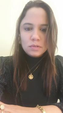 Fabiana Rose: 