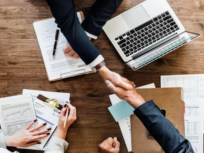 Microempreendedores apresentaram o menor índice de confiança no mês e Indústria tem a pior variação em relação a agosto