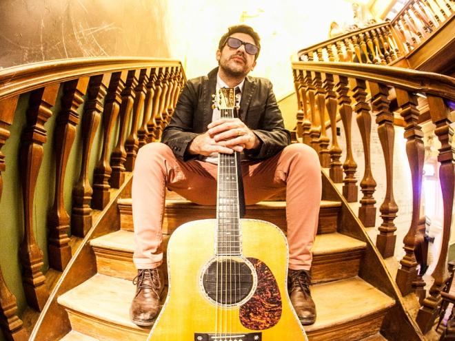 Wilson Sideral fecha a programação musical do festival híbrido neste sábado