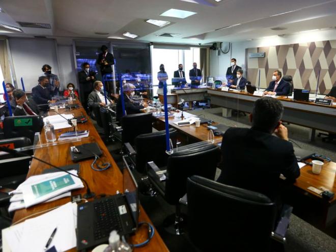 Comissão aprovou texto por 7 votos a 4