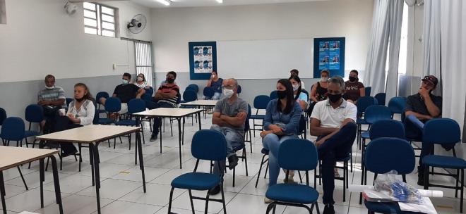 Os técnicos do Sebrae e da administração municipal ouviram dos feirantes e expositores as principais demandas para aperfeiçoamento das atividades, visando à construção de um plano de ação