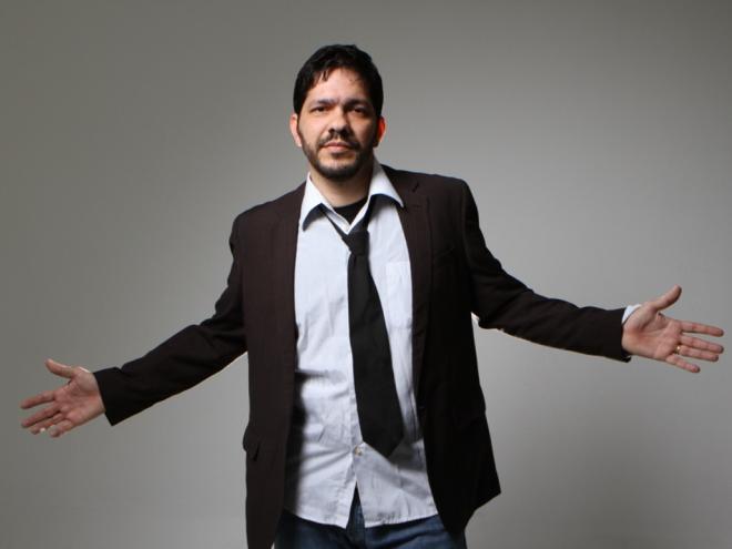 O humorista pernambucano Paulo Araújo será atração no dia 15 de novembro