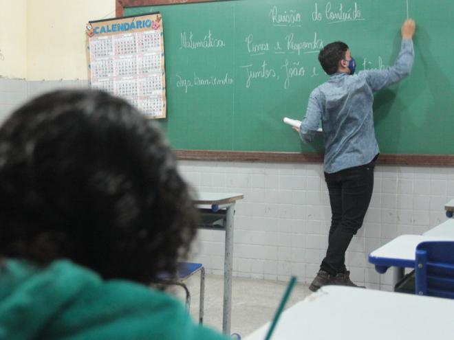 Nesta semana foram nomeados mil profissionais para o cargo de Professor de Educação Básica 