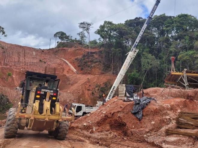 A estrutura está situada entre os km 315 e km 316 da BR-381, próximo ao viaduto da Prainha 