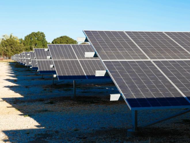 Minas Gerais lidera a produção de energia solar no país, com capacidade instalada de 1,3 gigawatts, o que corresponde a 18% da produção nacional